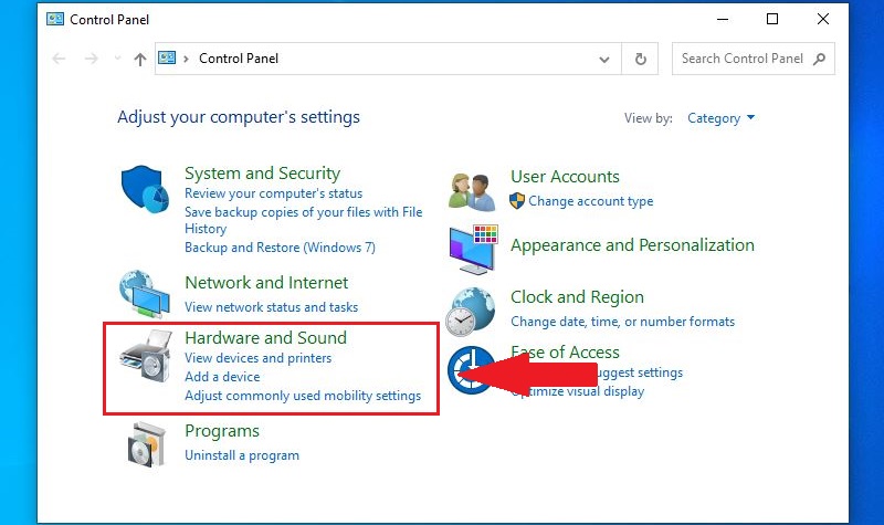 Chọn Hardware and Sound trong Control Panel